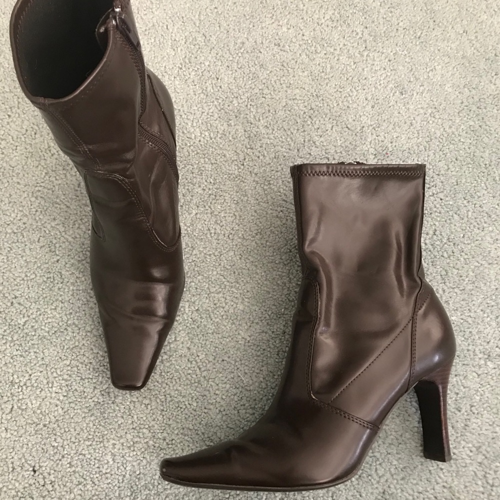 Nine West Brown Heeled Boots